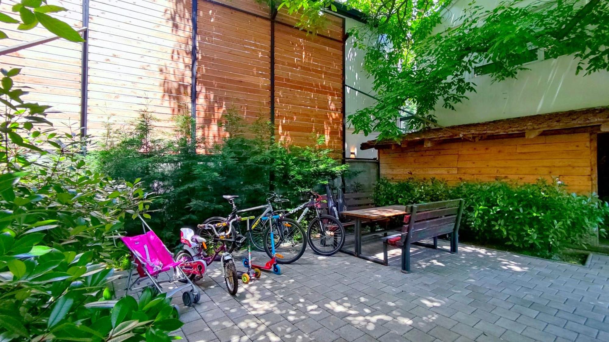 Grand Boutique Hotel Pristina Exterior foto